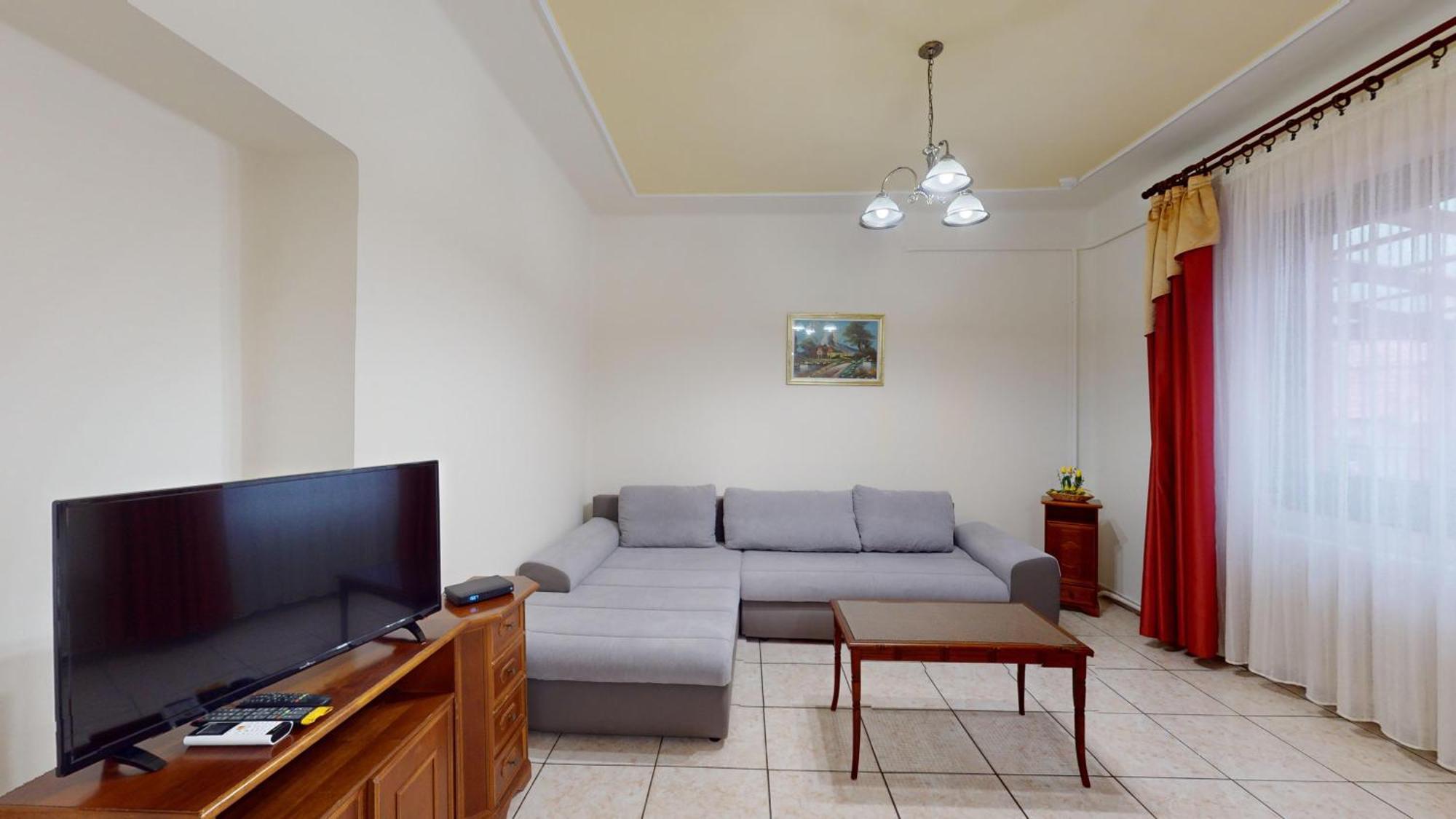 Herczeg Apartment Miskolc Exterior foto