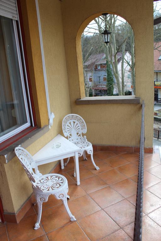 Herczeg Apartment Miskolc Exterior foto